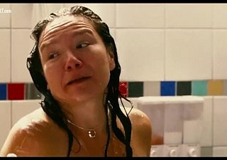 Celebus undress - Scene della doccia Vol 1