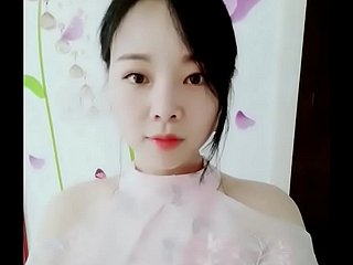 Cô gái nóng bỏng Trung Quốc