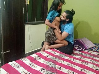 Ragazza indiana dopo il university Hardsex scrub il fratellastro a casa da sola